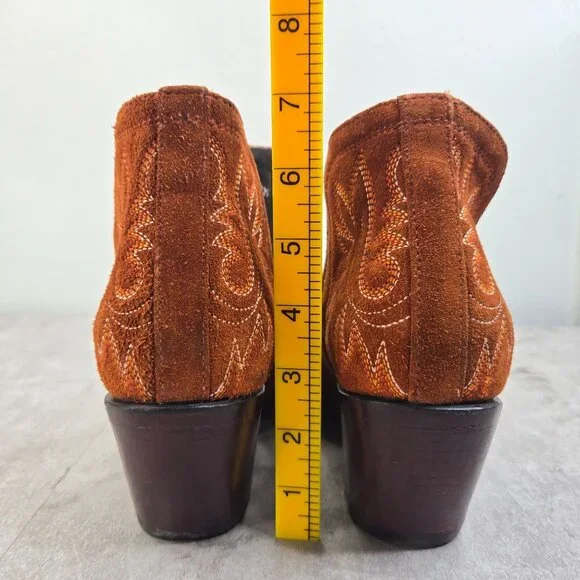 Ariat Western Booties 8.5 Brown Suede Embroidered Pointed Toe Cowgirl Ankle Boot - Picture 4 of 12